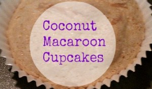 macaroon cakes feature